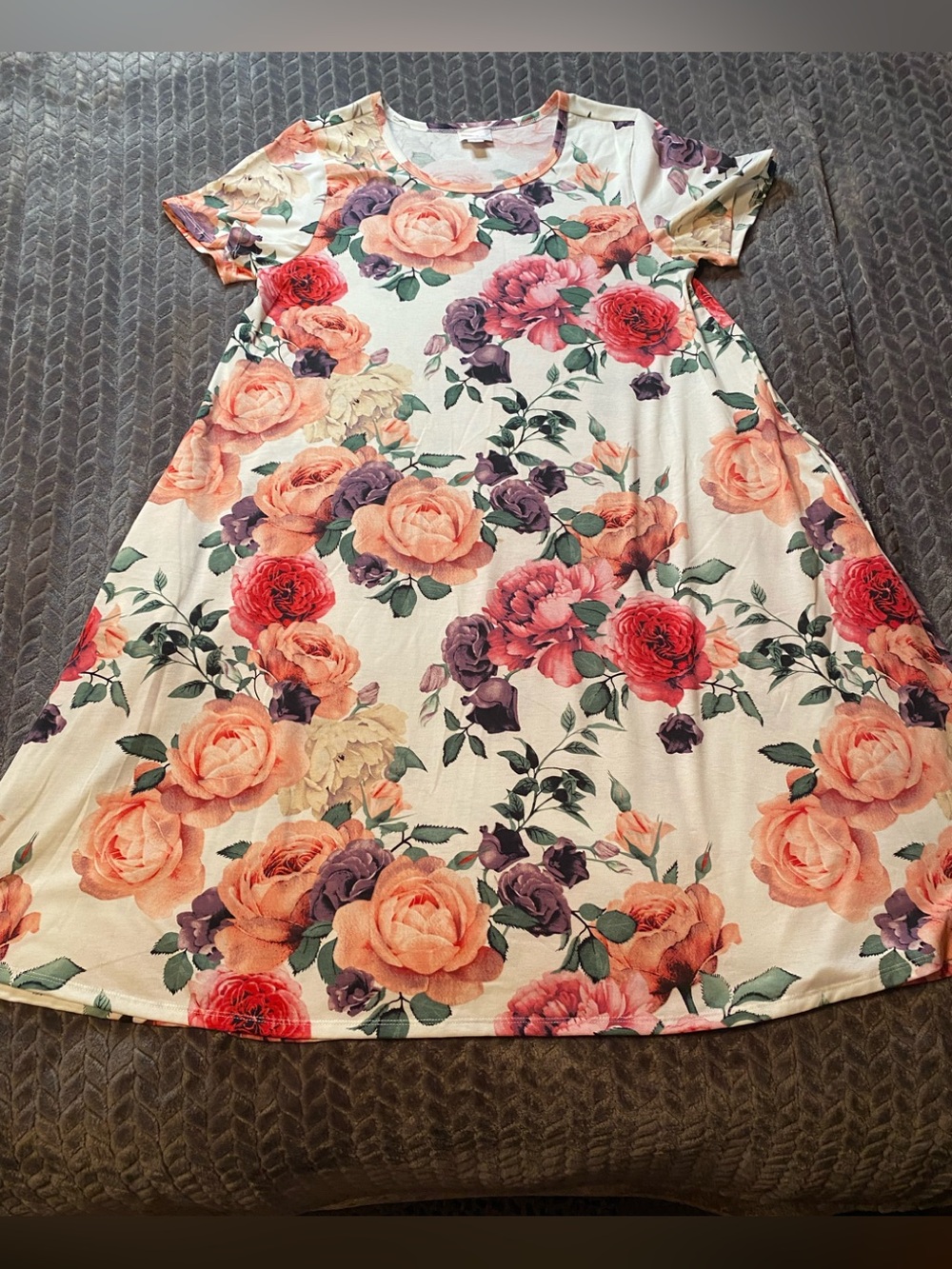 Ladies Tunic/Dress LuLaroe Floral Peach & Purple Short Sleeve